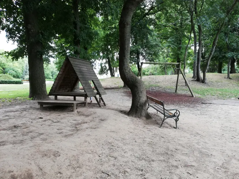 Kinderspielplatz 5