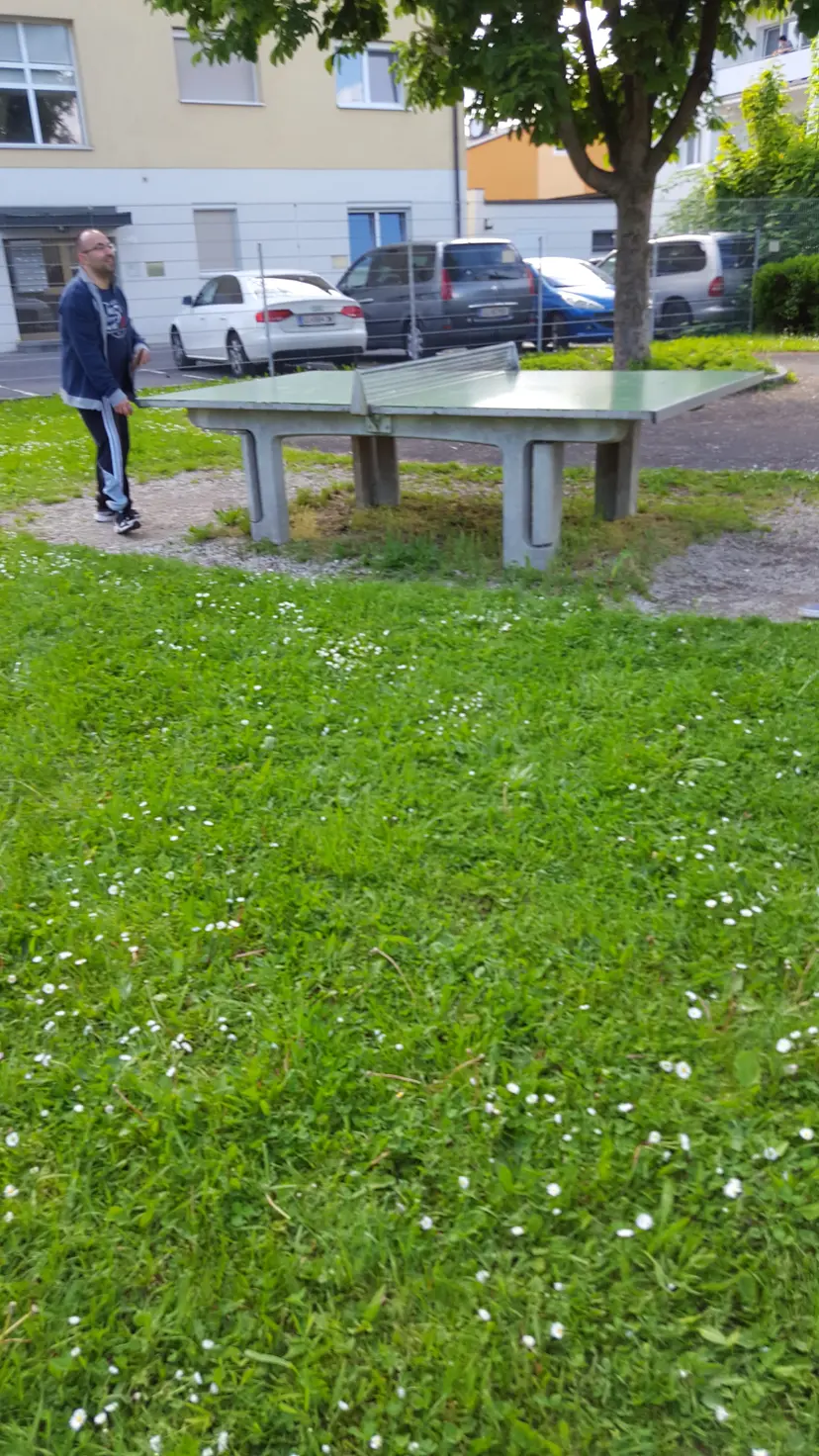Spielplatz Resselweg 4