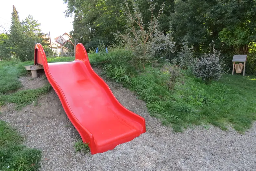 Spielplatz Traiskirchnerstraße in Tribuswinkel 5
