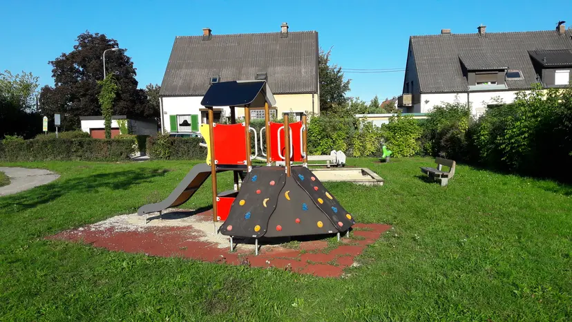 Spielplatz Walzwerkstraße 3