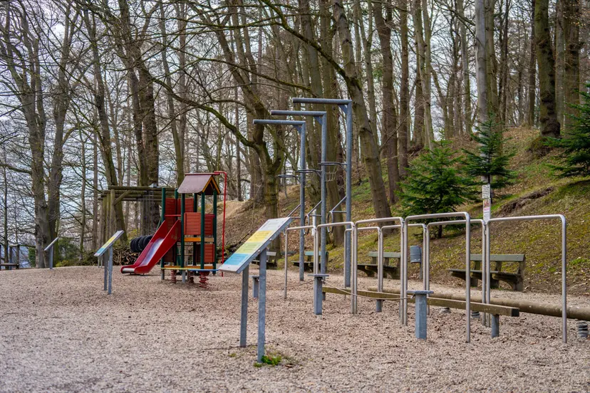 Kinderspielplatz - Am Rosenhang Freinberg 2