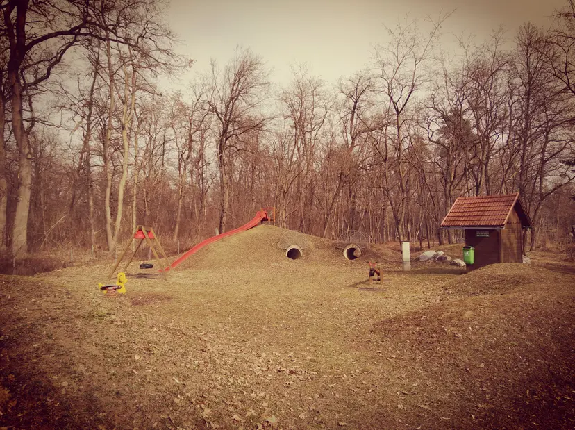 Spielplatz - Nähe Lebring 2