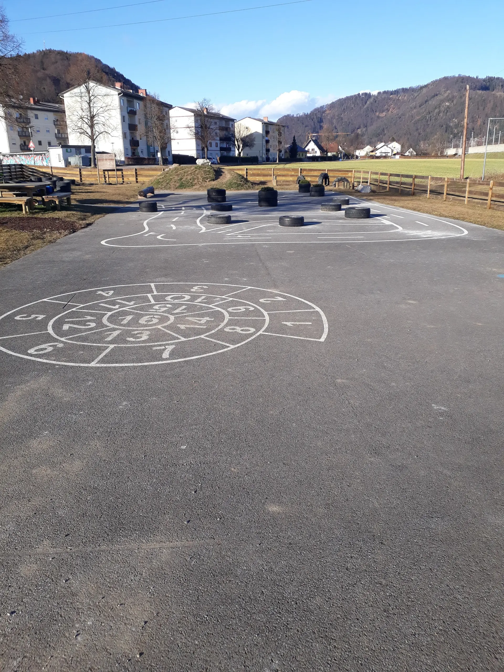 Spielplatz Gratwein Au
