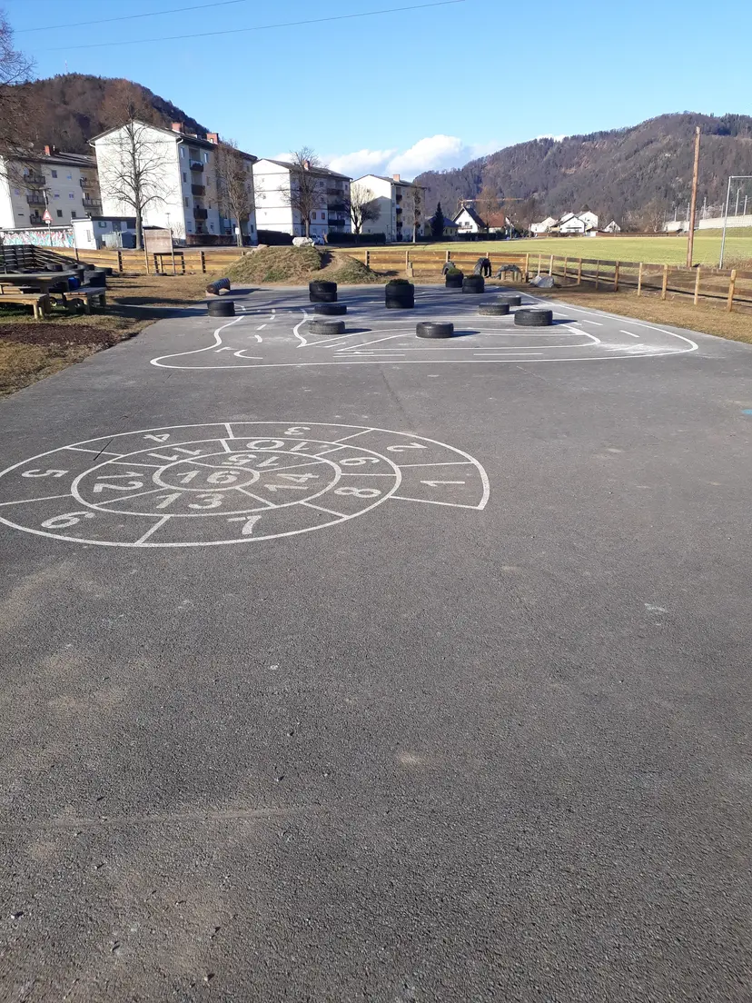 Spielplatz Gratwein Au 2