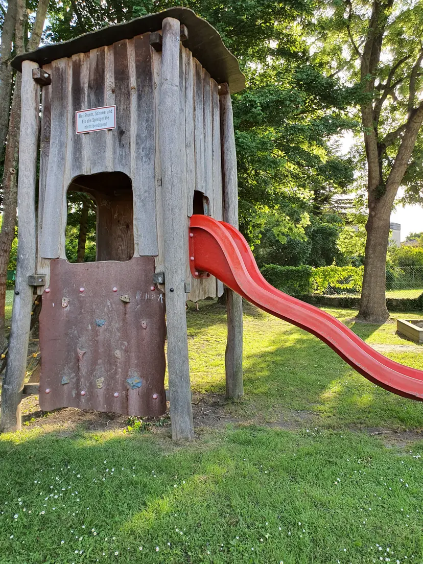 Spielplatz Weingartenstraße 2