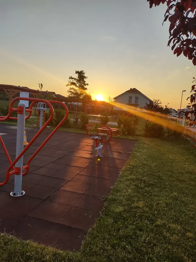 Spielplatz Gustav Mahler-Straße 5