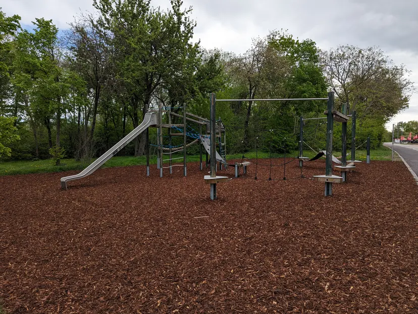 Spielplatz 2