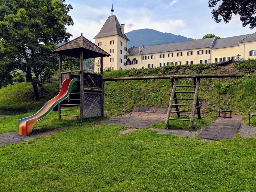 Spielplatz 6