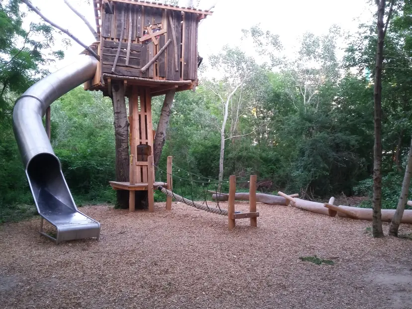 Spielplatz 6