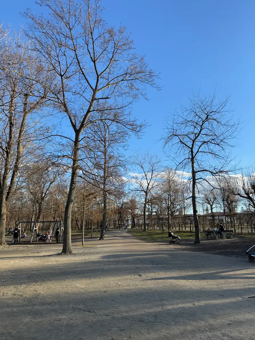 Spielplatz 3