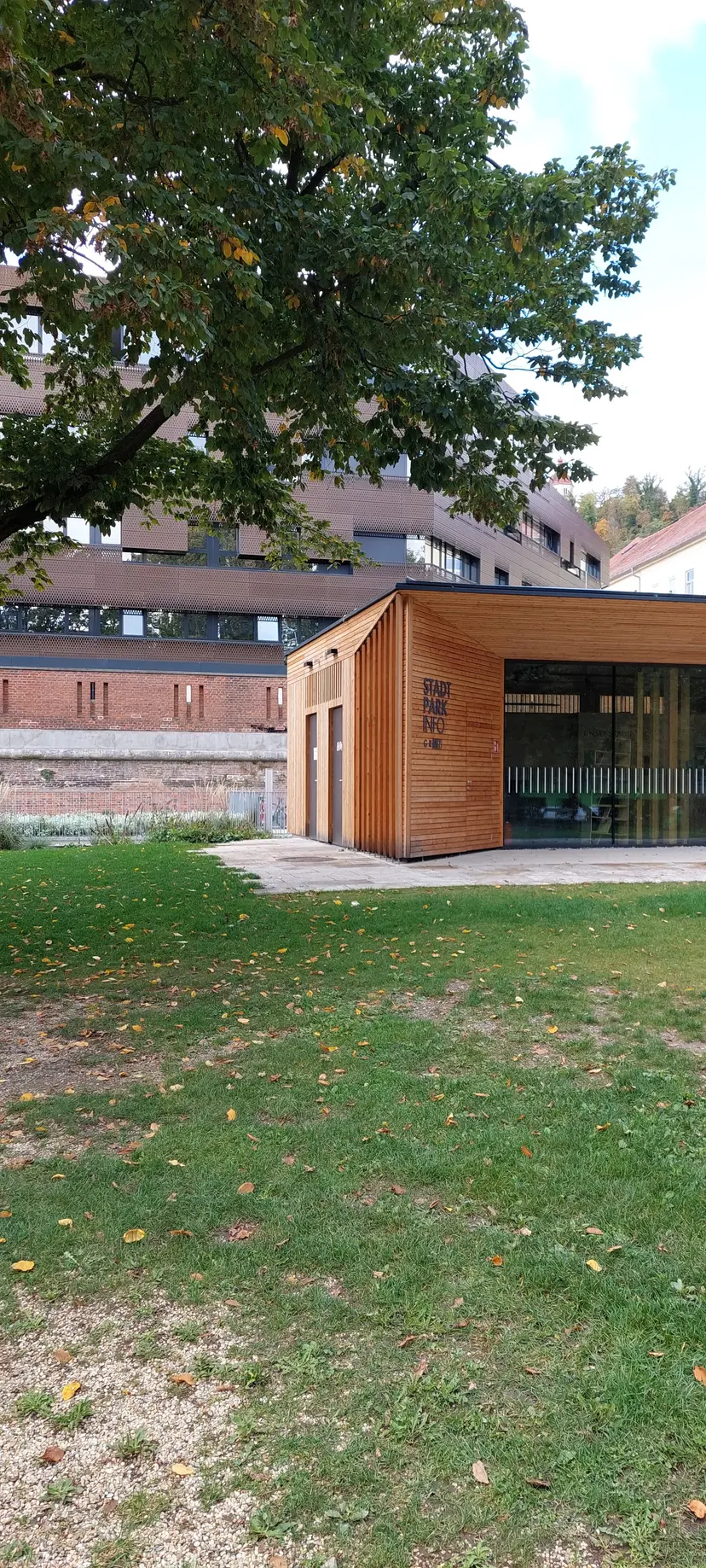 Kinderspielplatz im Stadtpark 5