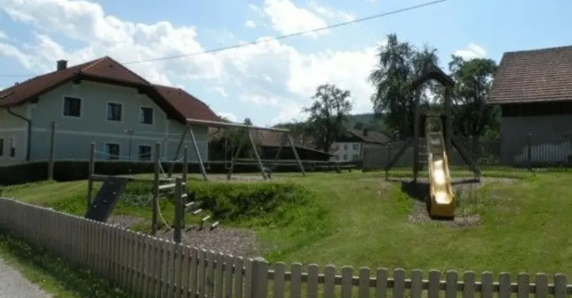 Spielplatz Altenhof 6