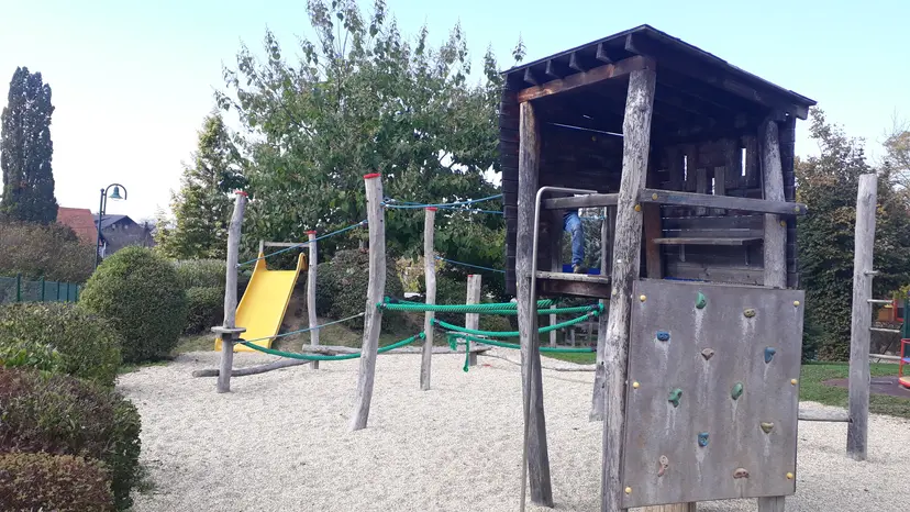 Spielplatz Grambach 2