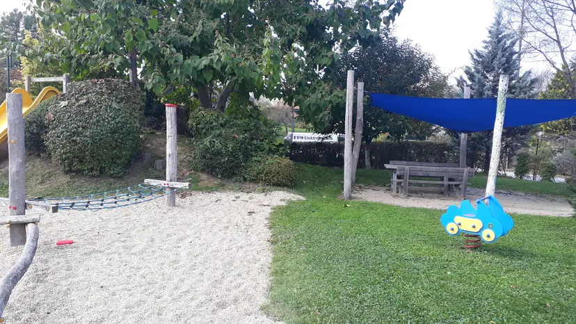 Spielplatz Grambach 5