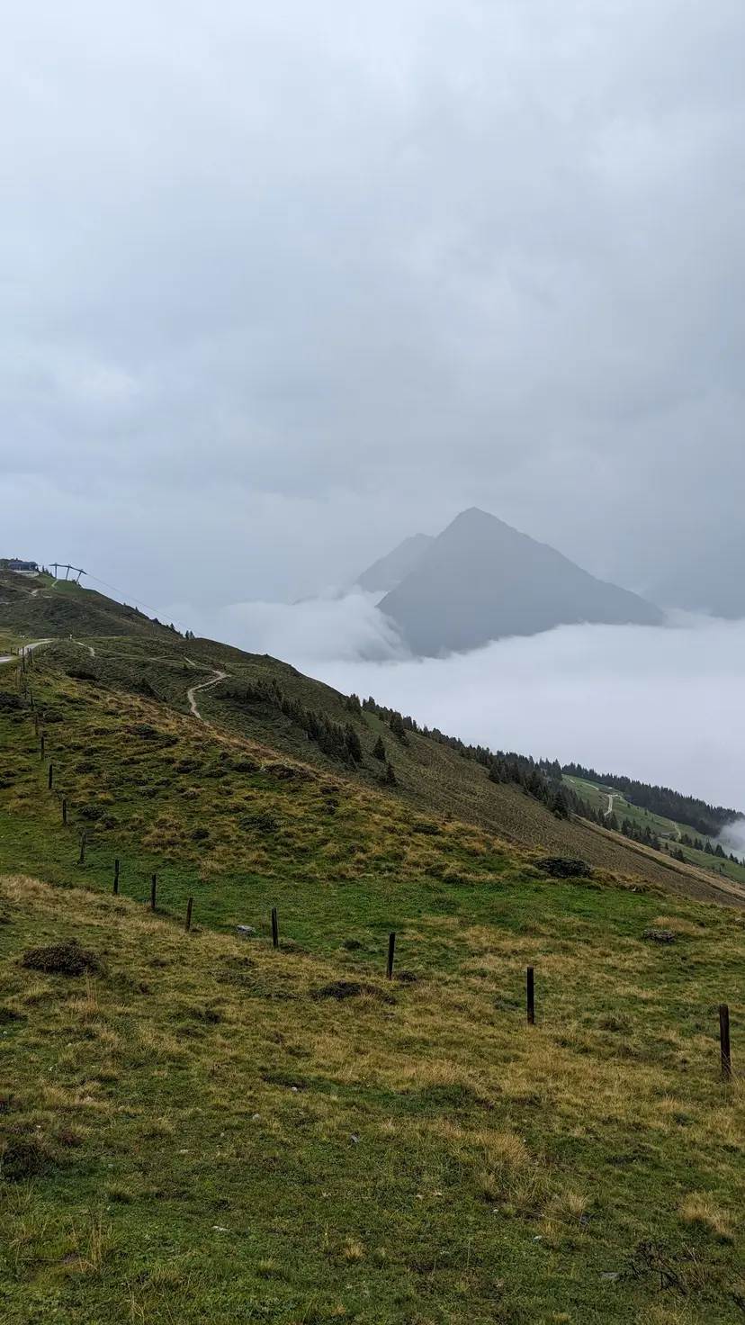 Bergspielplatz 6