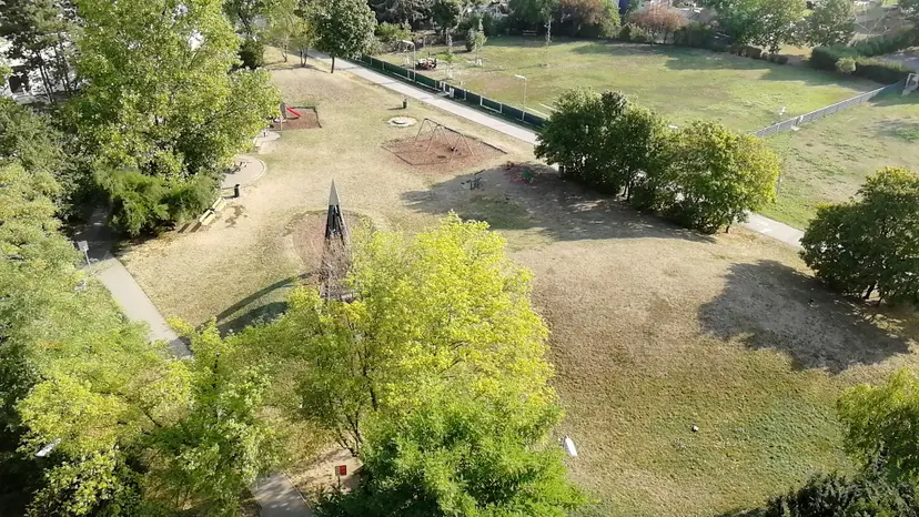 Kinderspielplatz 3