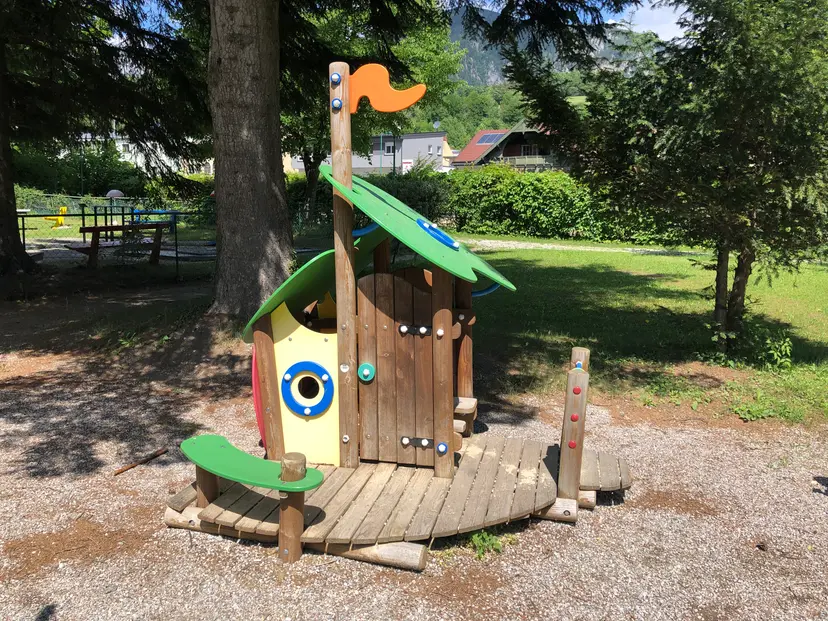 Kinderspielplatz 2