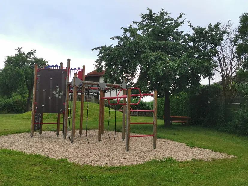Kinderspielplatz (Rutzing) 3