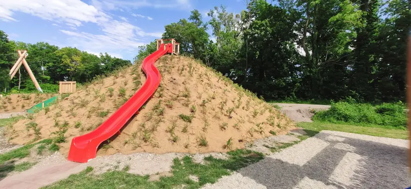 Spielplatz am Sportplatz 3