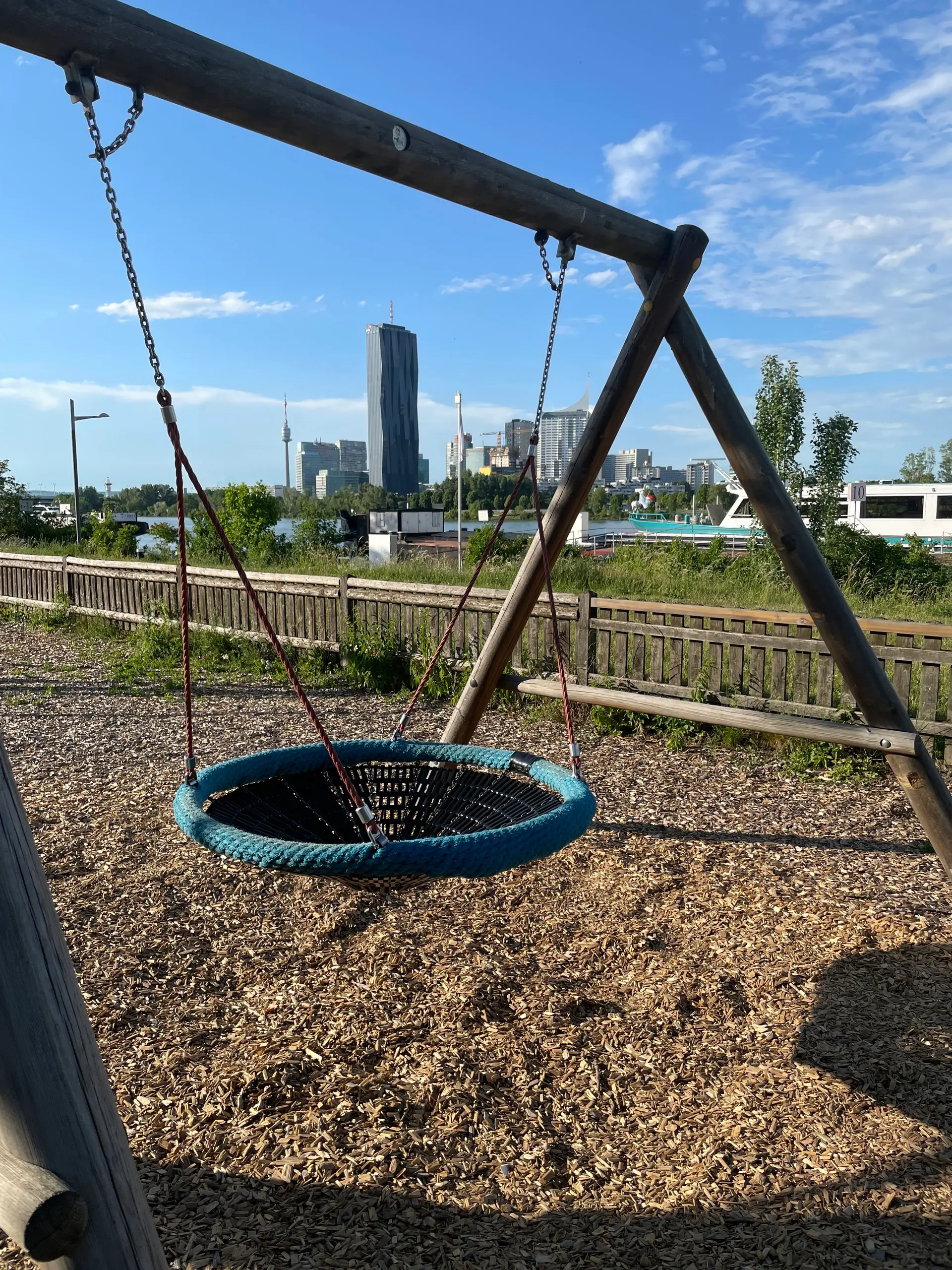 Spielplatz Kafkasteg