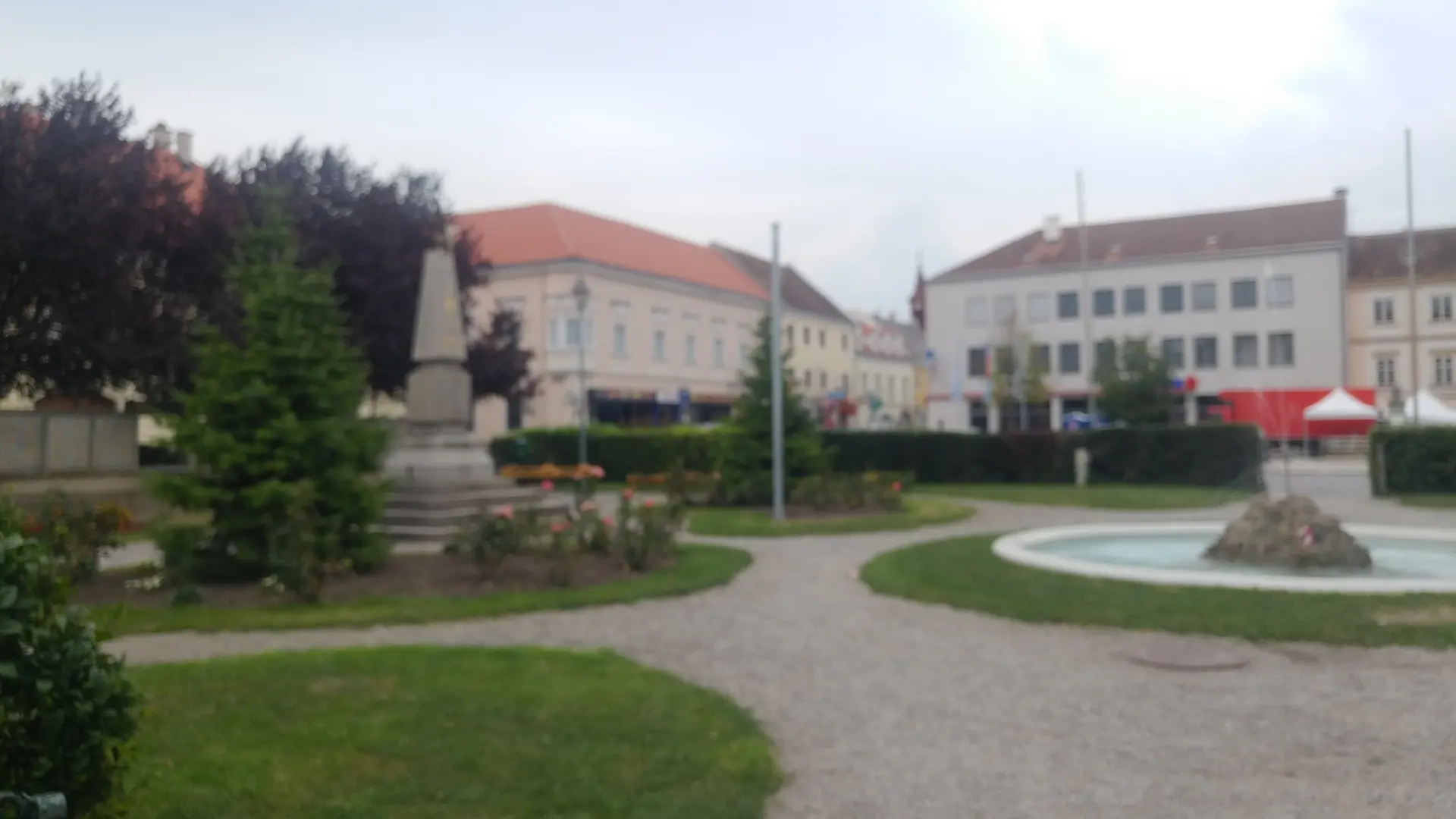 Spielplatz im Harrachpark- nur ein Park, kein Spielplatz