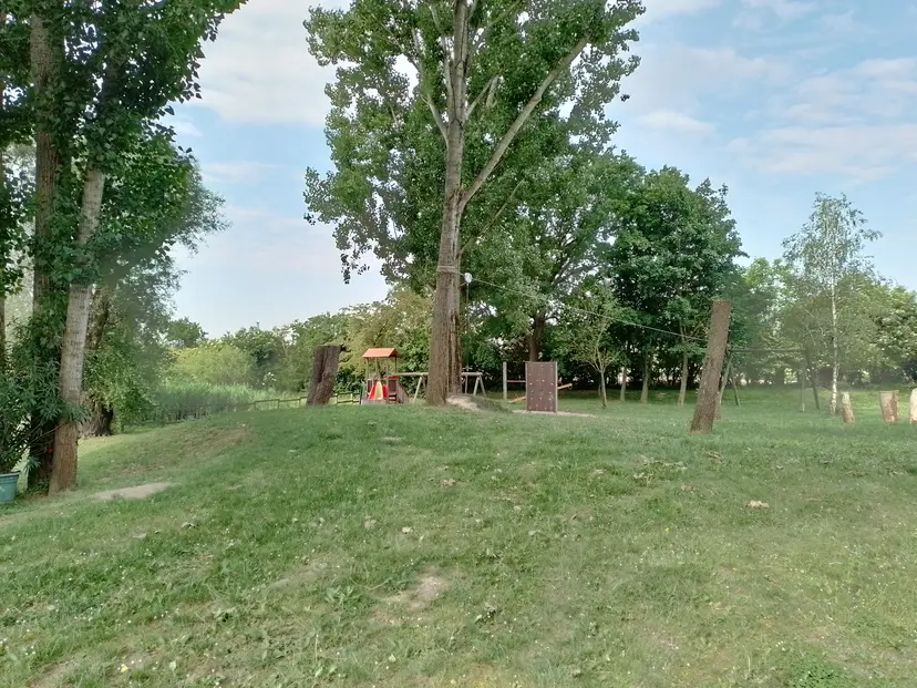 Spielplatz für Kinder 4
