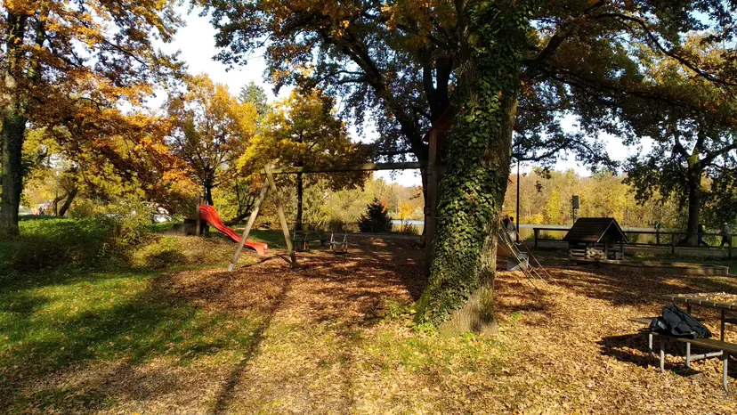 Spielplatz König-Ludwig-Straße 3