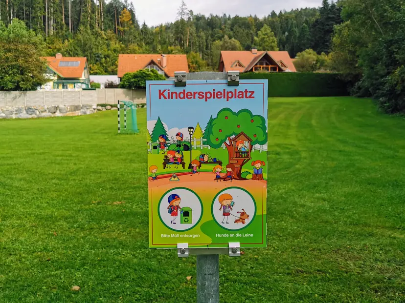 Spielplatz Am Schloßgrund 3
