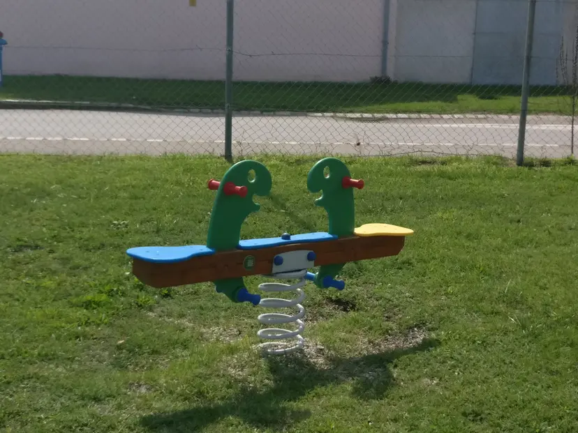 Kinderspielplatz 6
