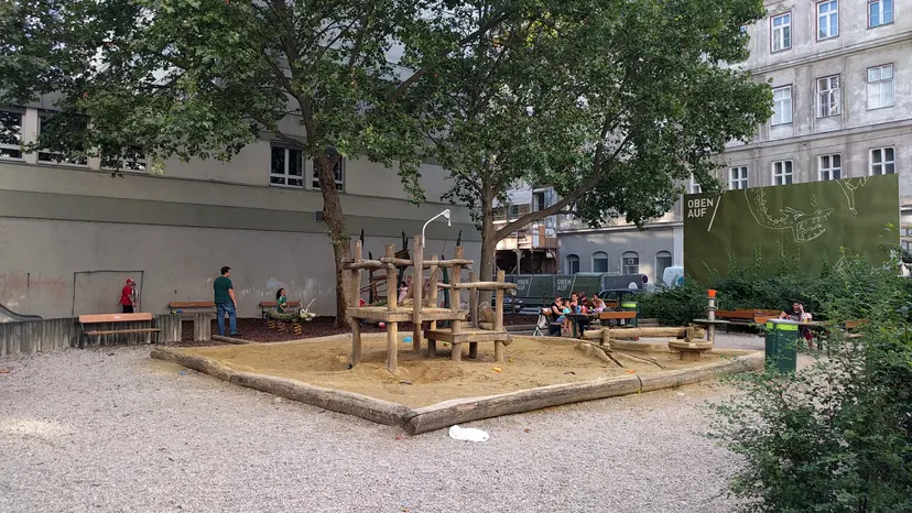 Spielplatz 2