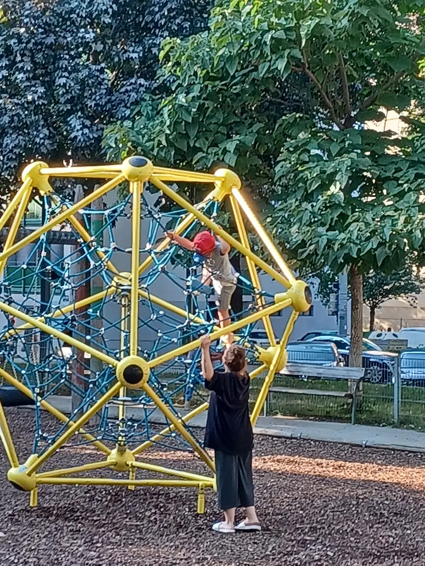 PA Paltramplatz 2