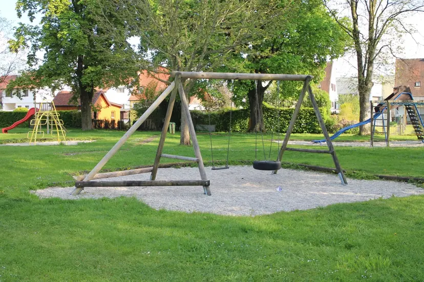 Spielplatz Wenger-Straße 2