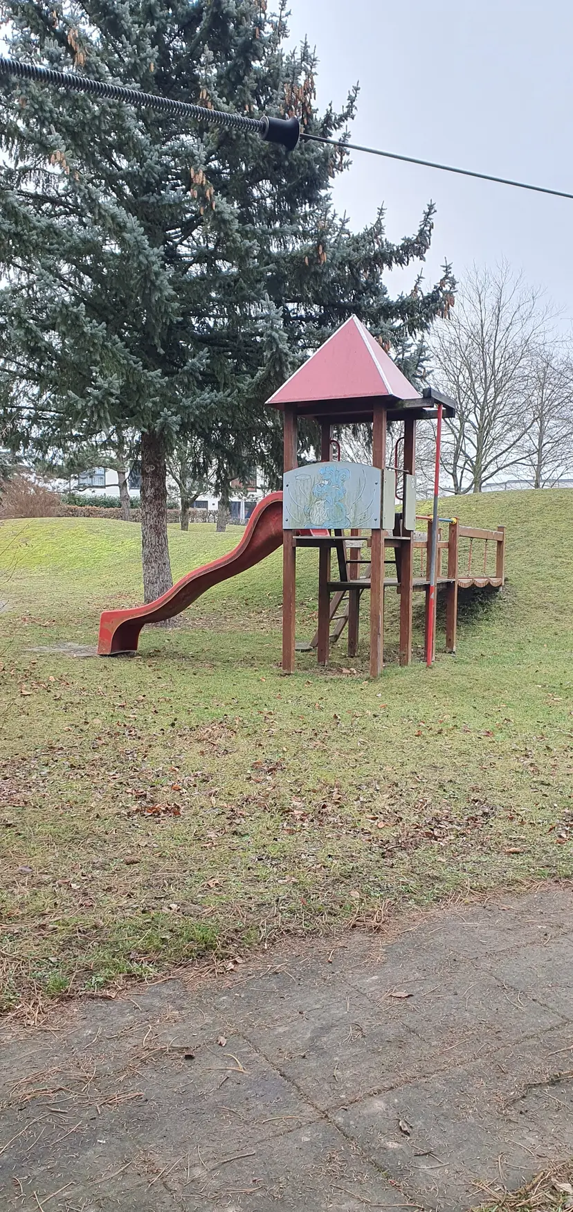 Öffensichtlicher Spielplatz 5