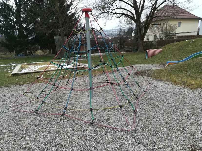Spielplatz Gallneukirchen Raiffeisenstraße 4