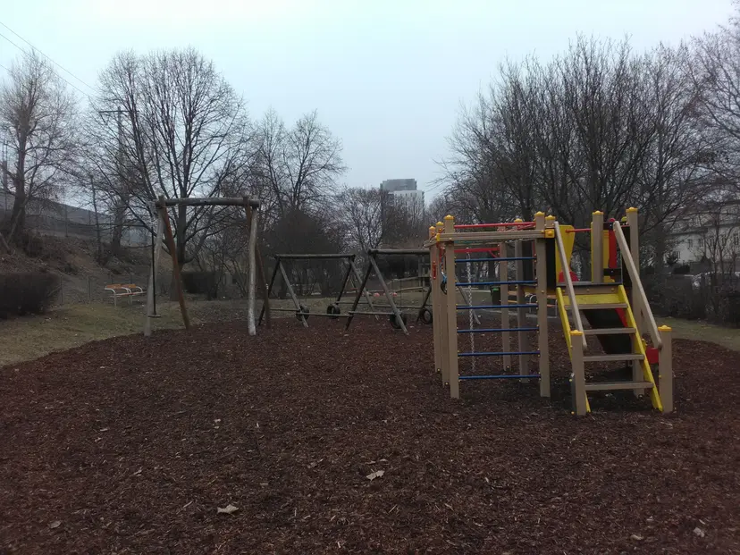 Luise-Montag-Park 2