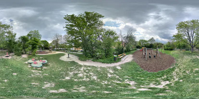 Luise-Montag-Park 3