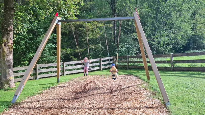 Öffentlicher Spielplatz Niederbreitenbach 3
