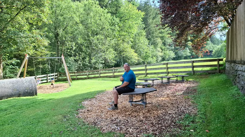 Öffentlicher Spielplatz Niederbreitenbach 6
