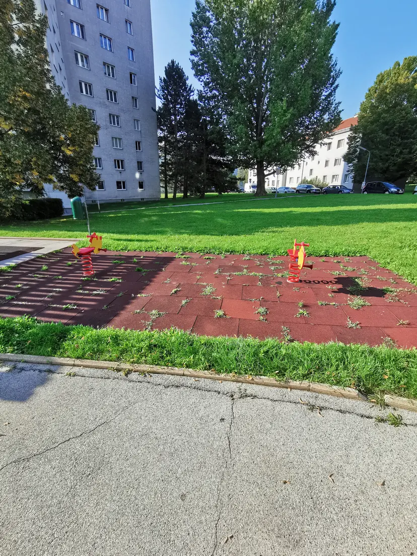 Kinderspielplatz 5
