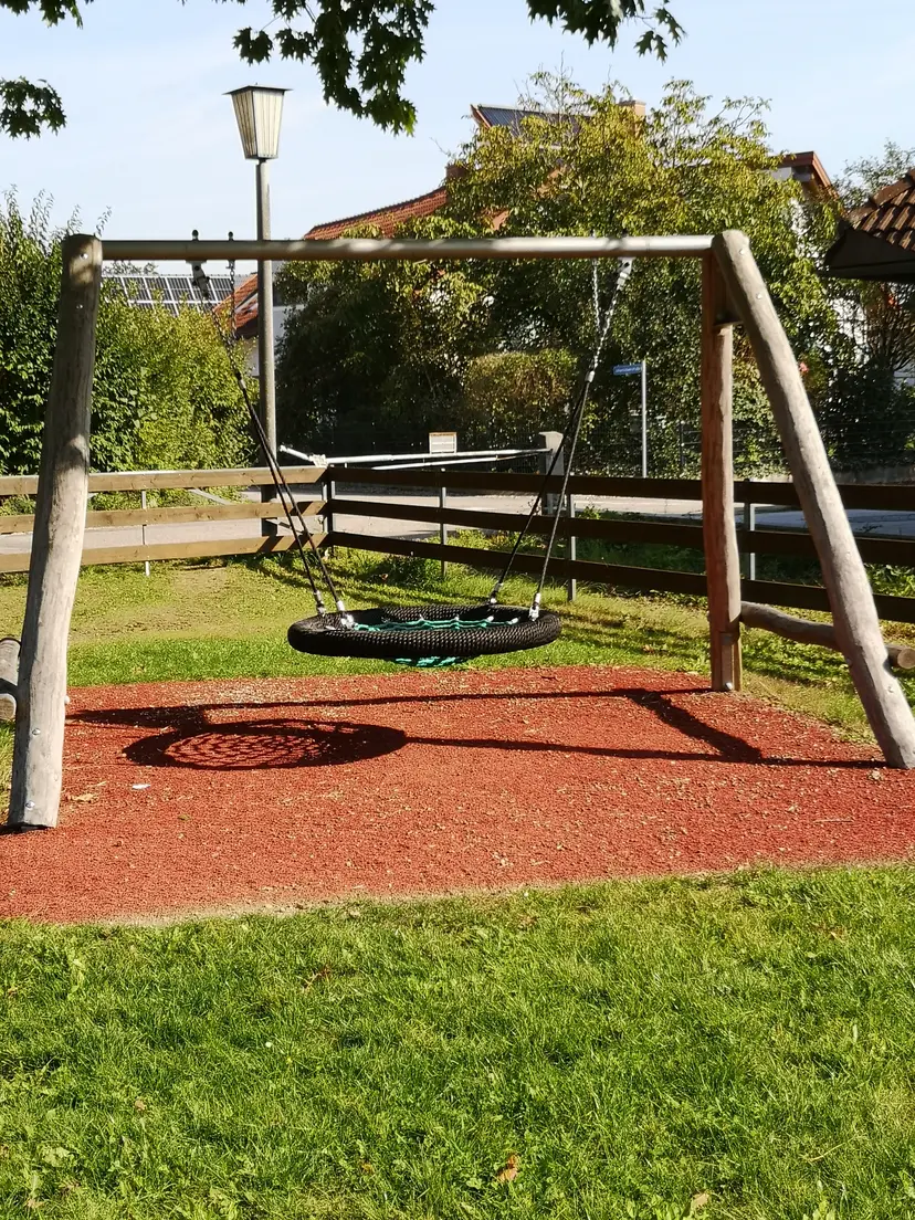 Öffentlicher Spielplatz 2