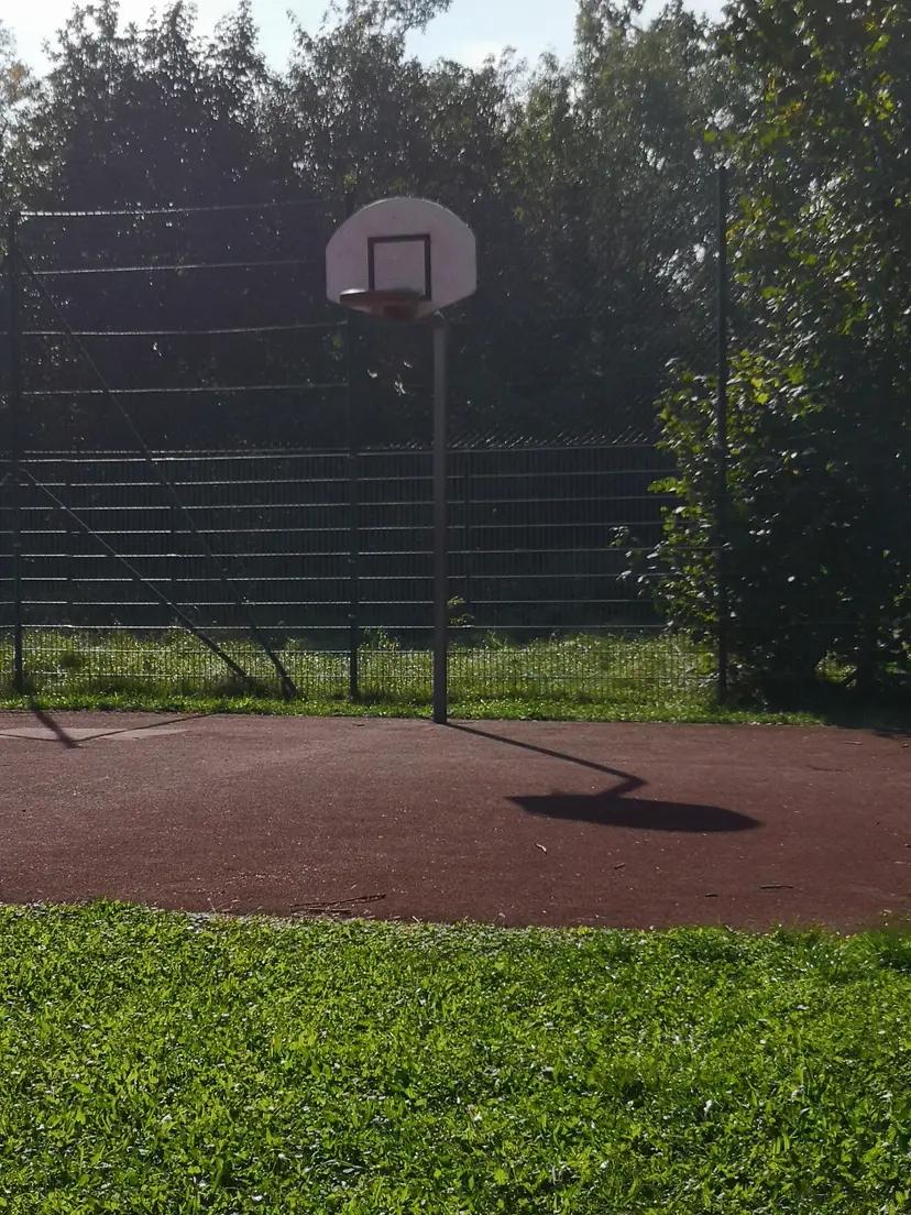 Öffentlicher Spielplatz 6