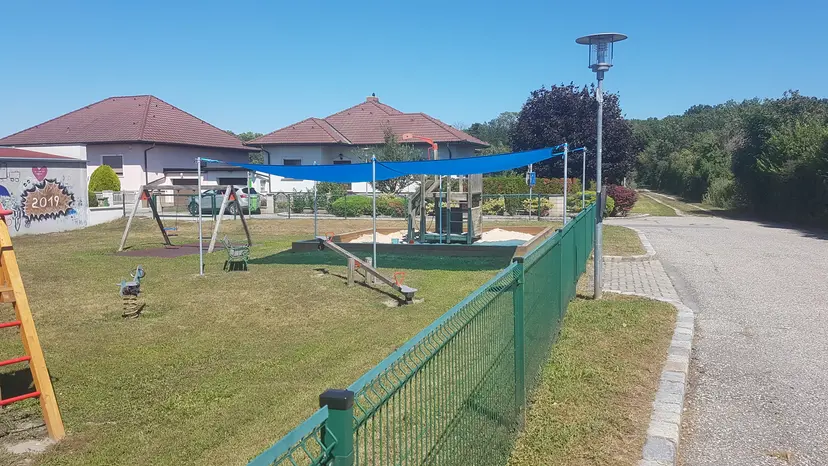 Kinderspielplatz 3