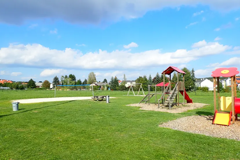 Spielplatz beim Sportplatz 2