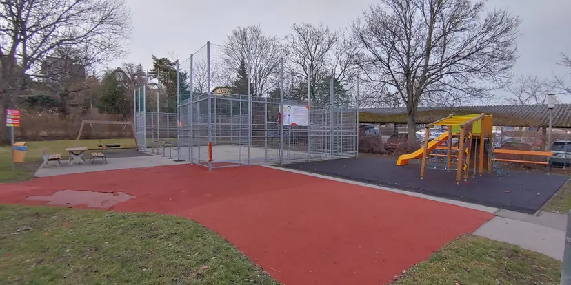 Spielplatz 6