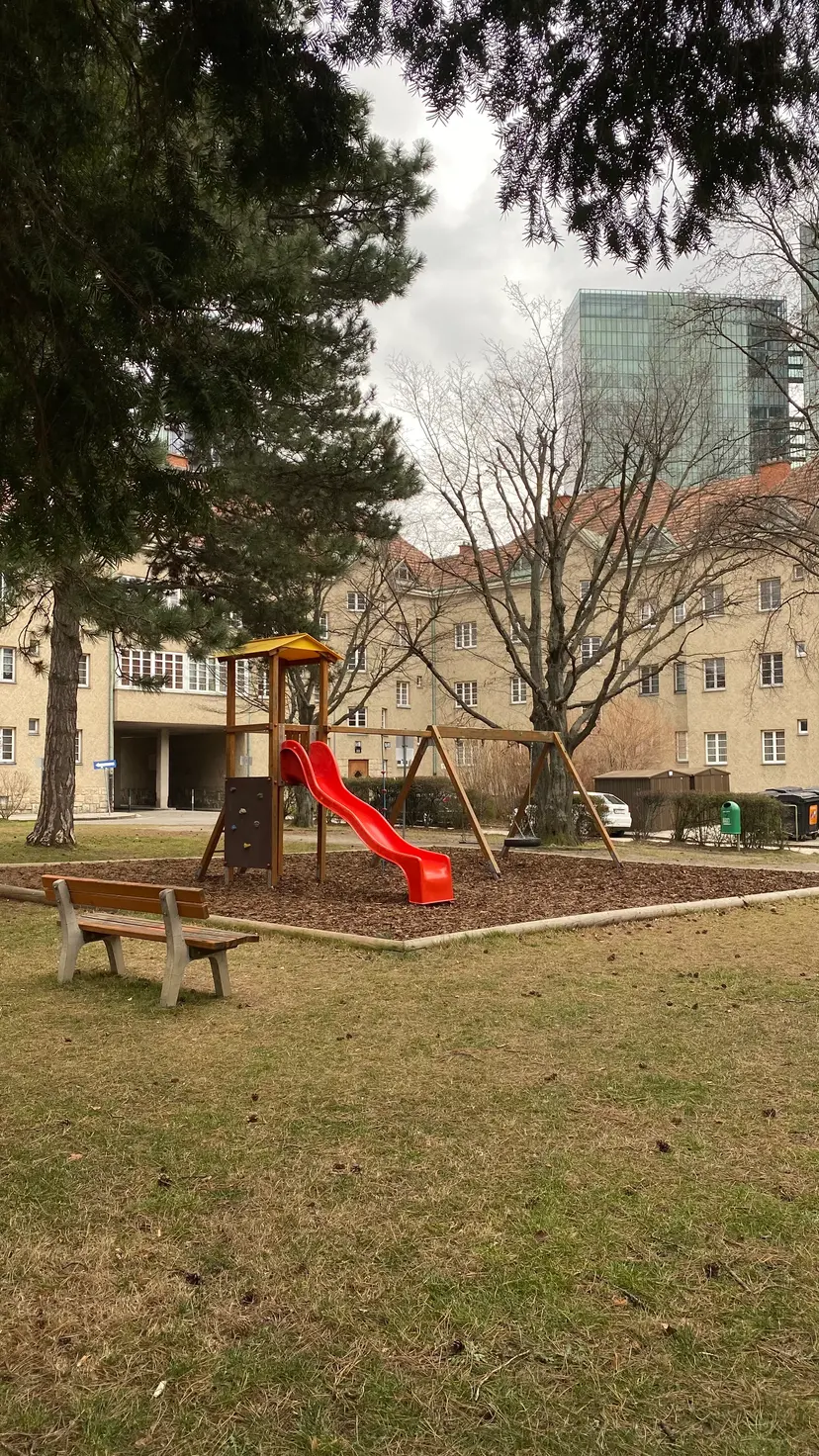 Spielplatz Ulmenhof 3