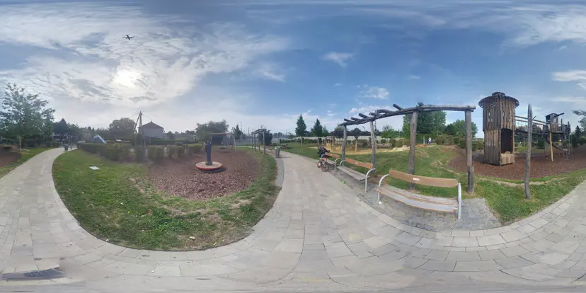 Spielplatz "Zug und Bahn" 6