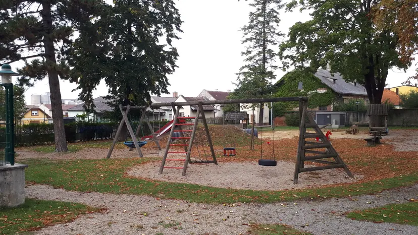 Spielplatz 3