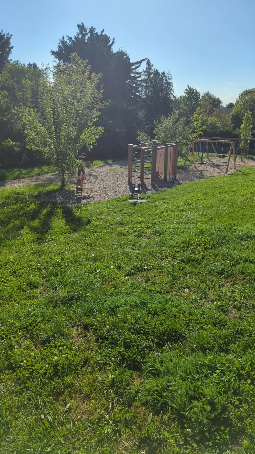 Spielplatz Niederfellabrunn 2