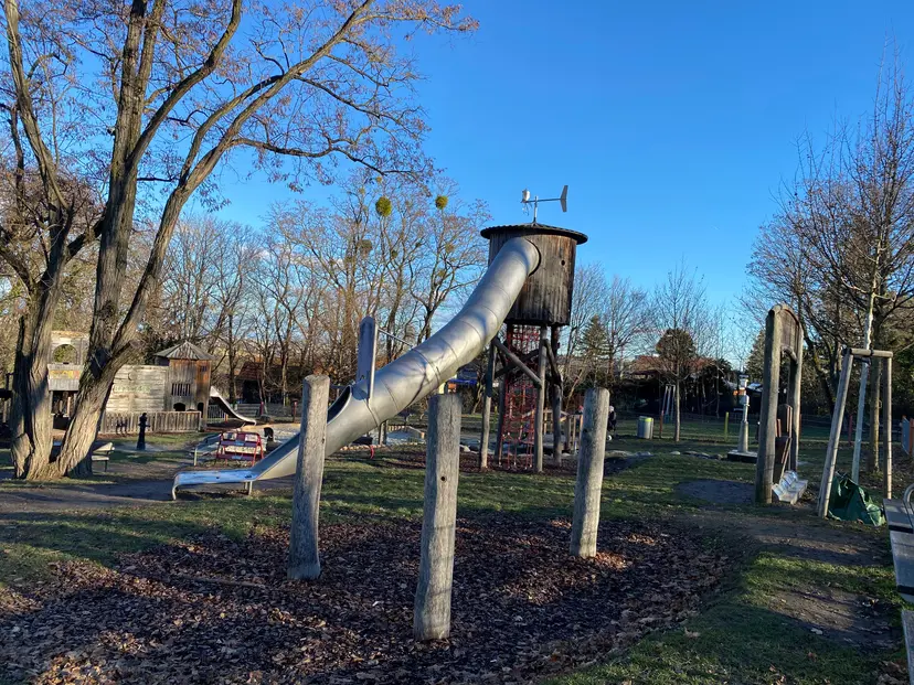 Western-Spielplatz 3