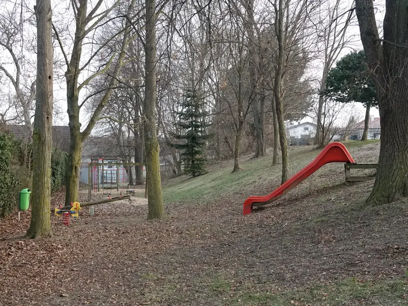 Spielplatz Pöttelsdorf 2